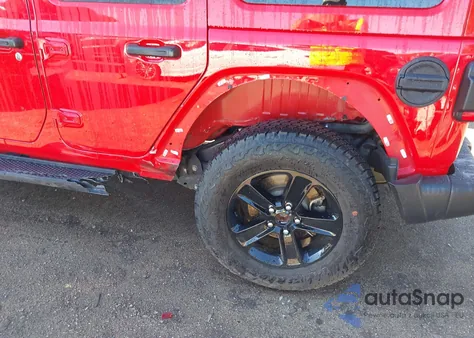 2021 Jeep Wrangler Unlimited Sahara Altitude 4X4 z USA, uszkodzony, nr VIN 1C4HJXEN1MW763385